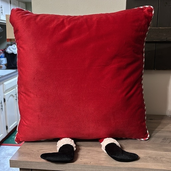 NWT ISAAC MIZRAHI SANTA DANGLE LEGS 20 X 20 THROW PILLOW
SANTA BELT - Picture 6 of 10